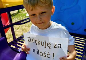 Mamie i tacie - za miłość i troskę.... maluszki z gr.I